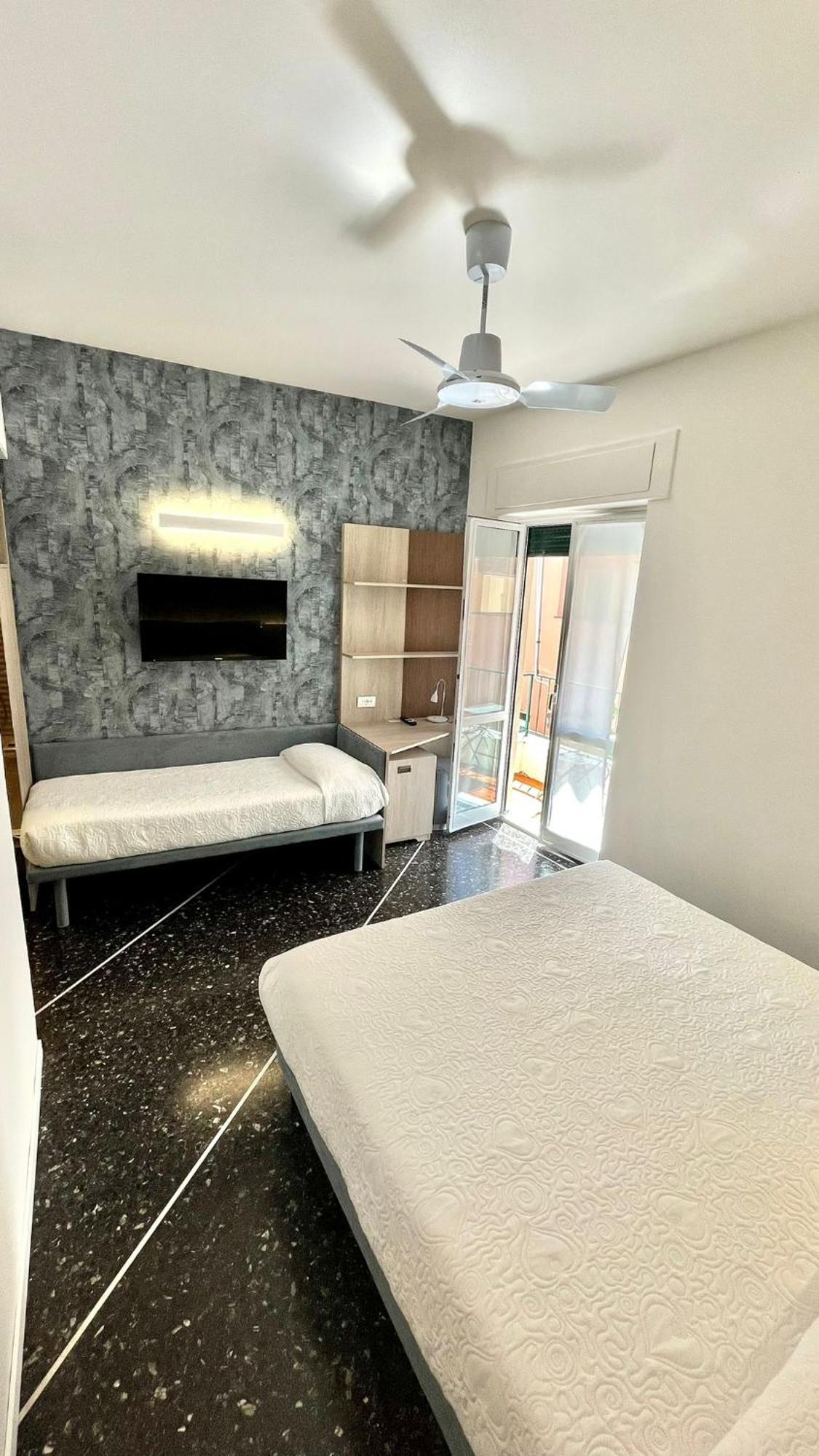 Hotel Al Capo Varigotti Ngoại thất bức ảnh