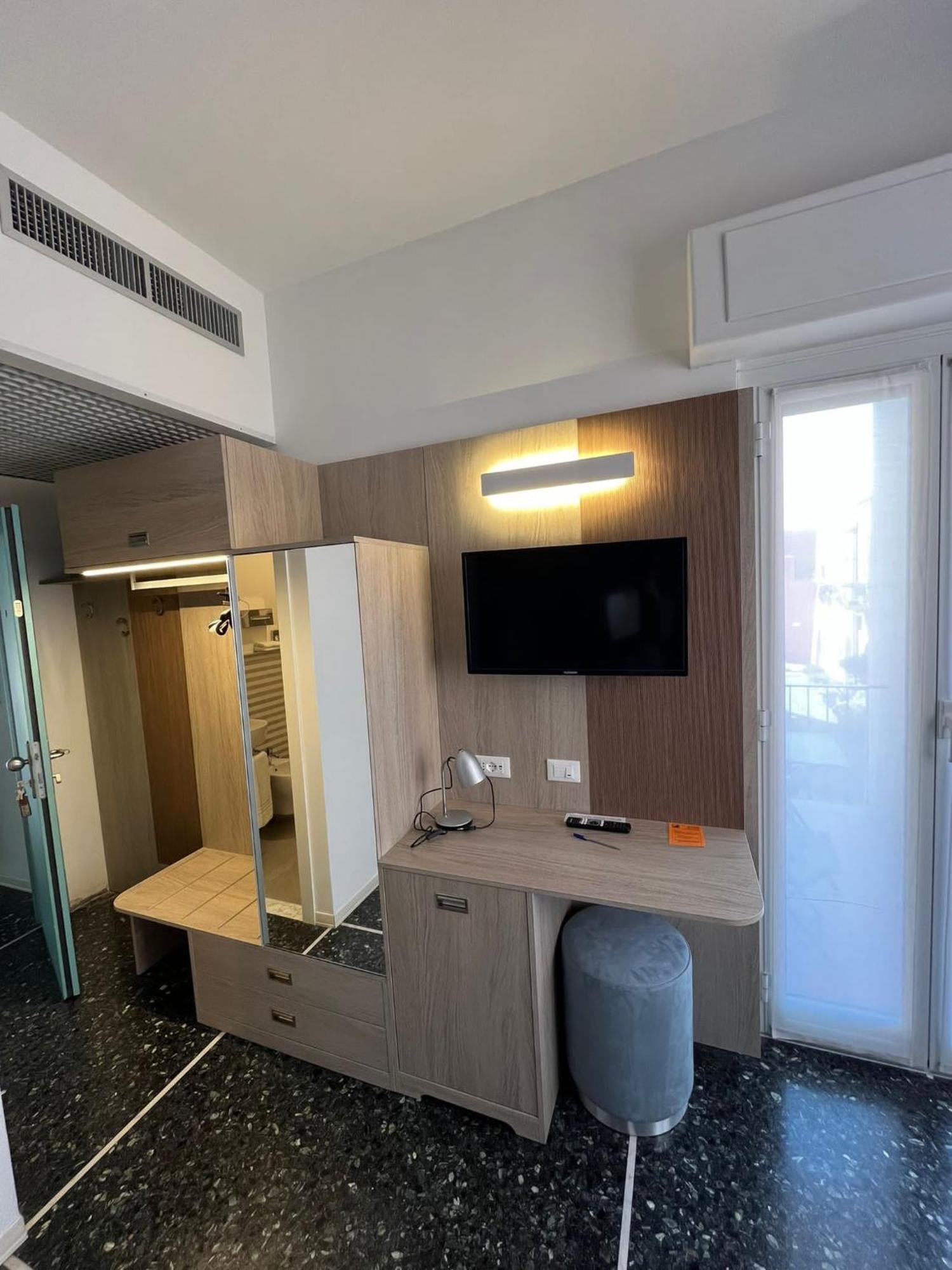 Hotel Al Capo Varigotti Ngoại thất bức ảnh